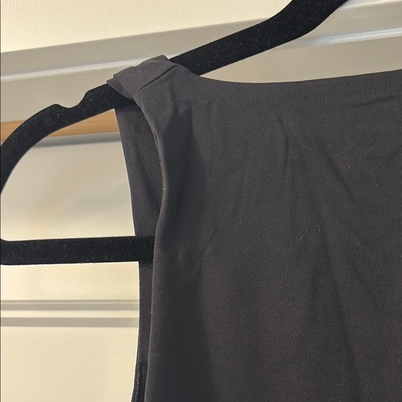 Babaton Contour  Black V-Neck Sleeveless Romper - Picture 9 of 10